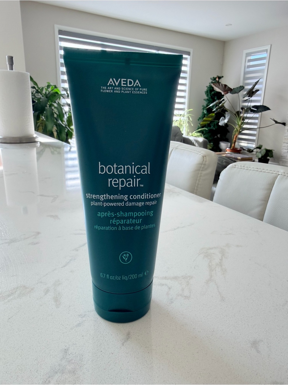【Brand New】Aveda Botanical Repair Strengthening Conditioner 200ml
